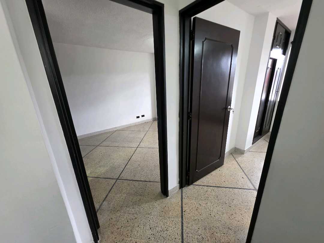Arriendo apartamento laureles