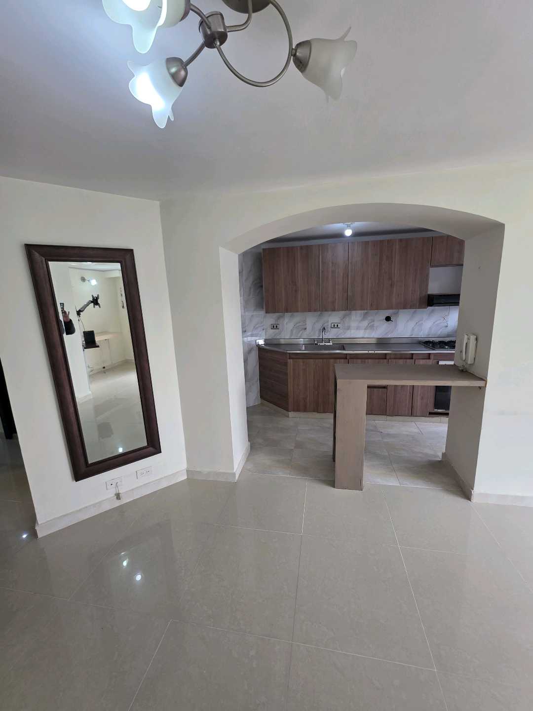 Arriendo apartamento laureles