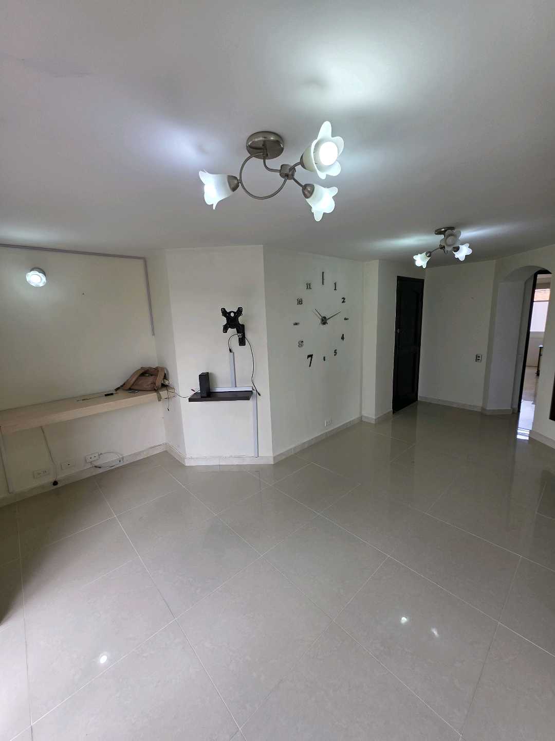 Arriendo apartamento laureles