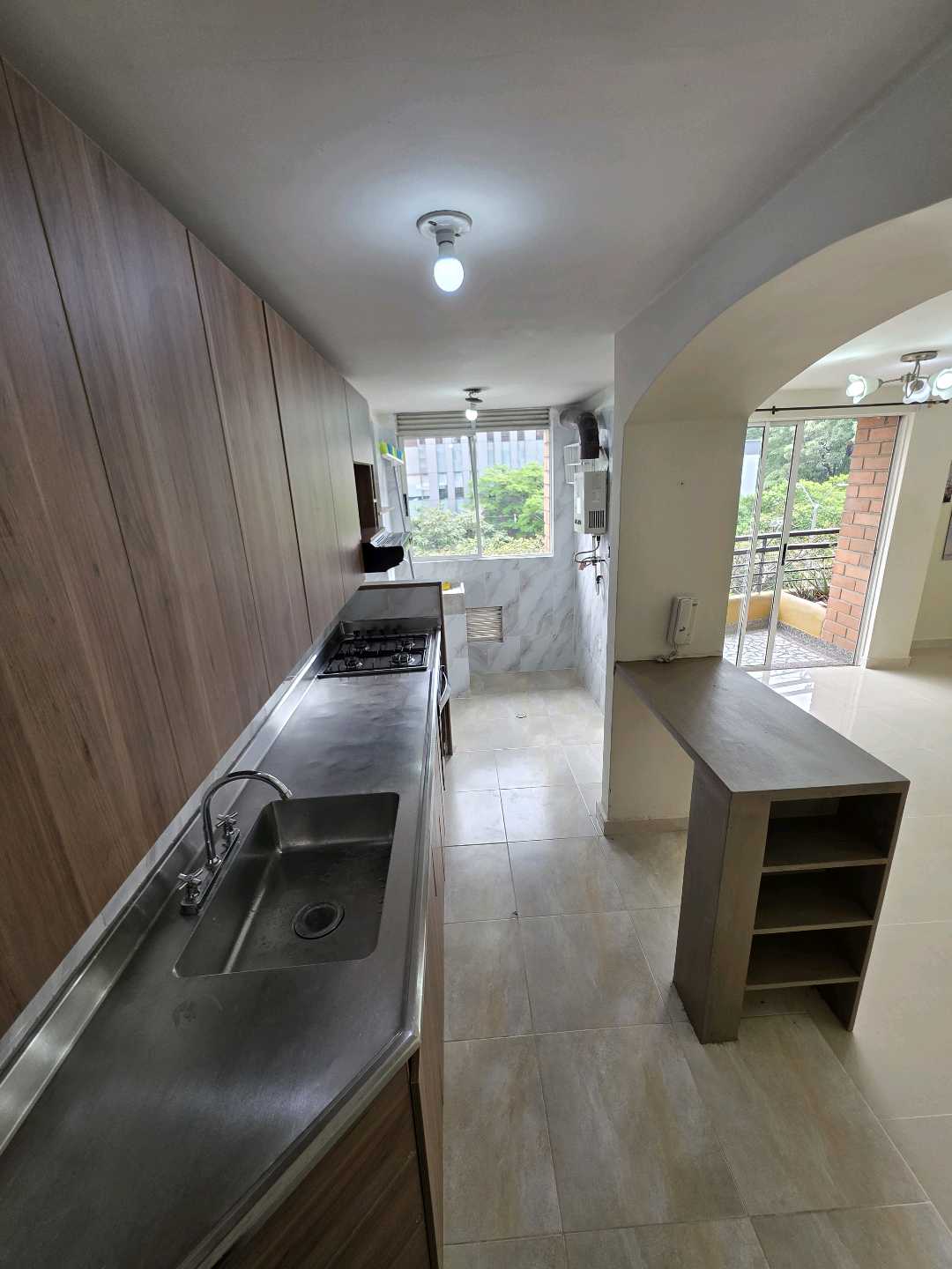 Arriendo apartamento laureles