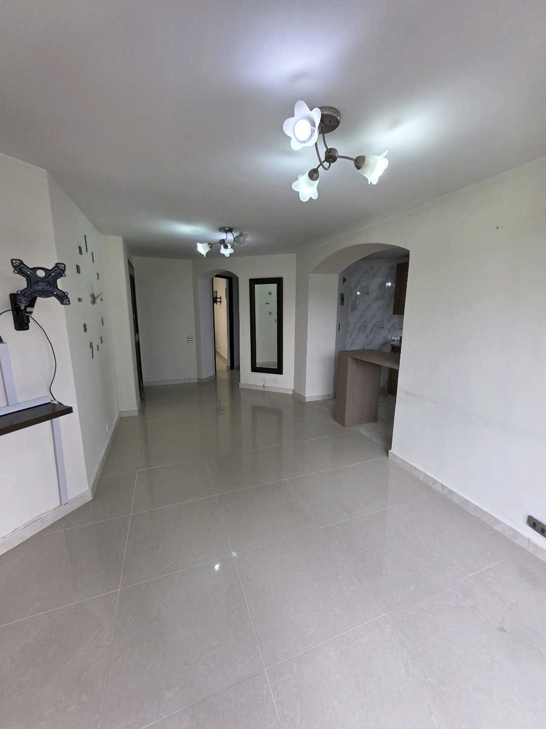 Arriendo apartamento laureles