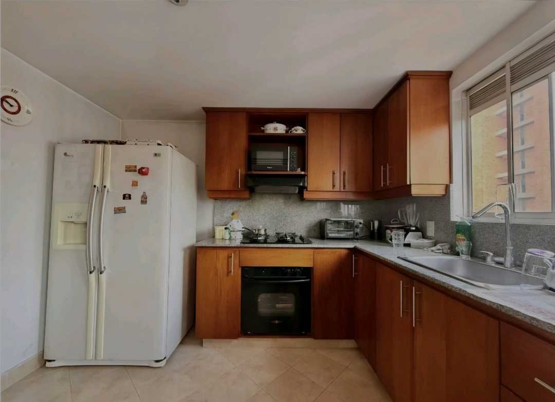 Arriendo apartamento laureles