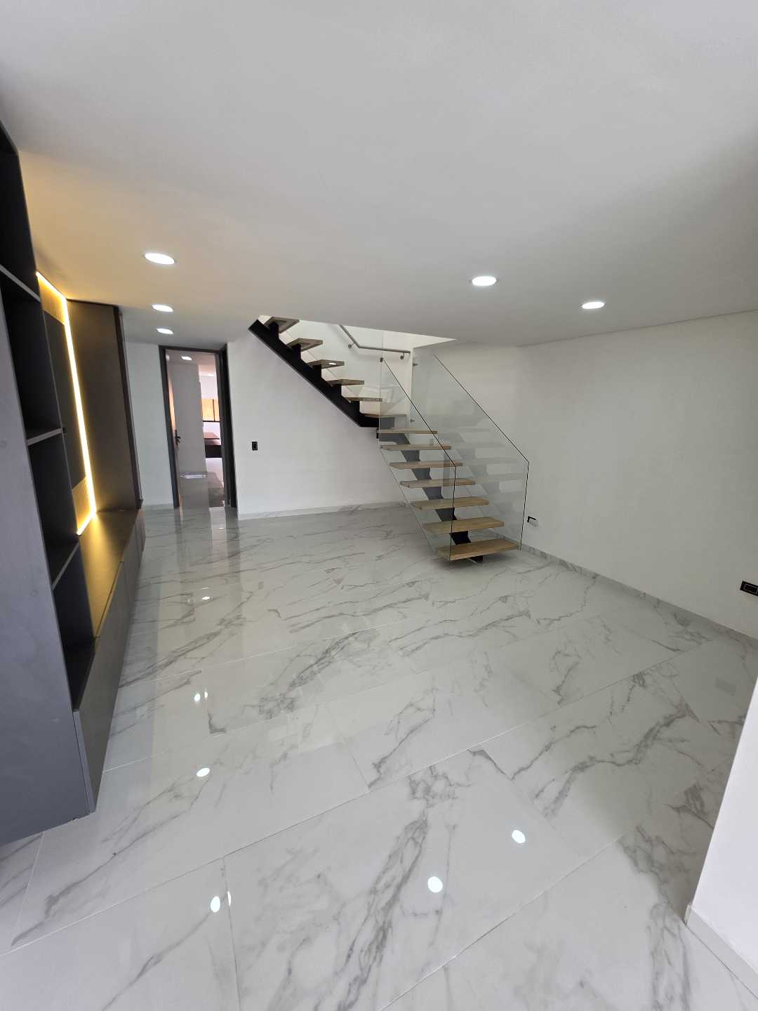 Arriendo apartamento laureles