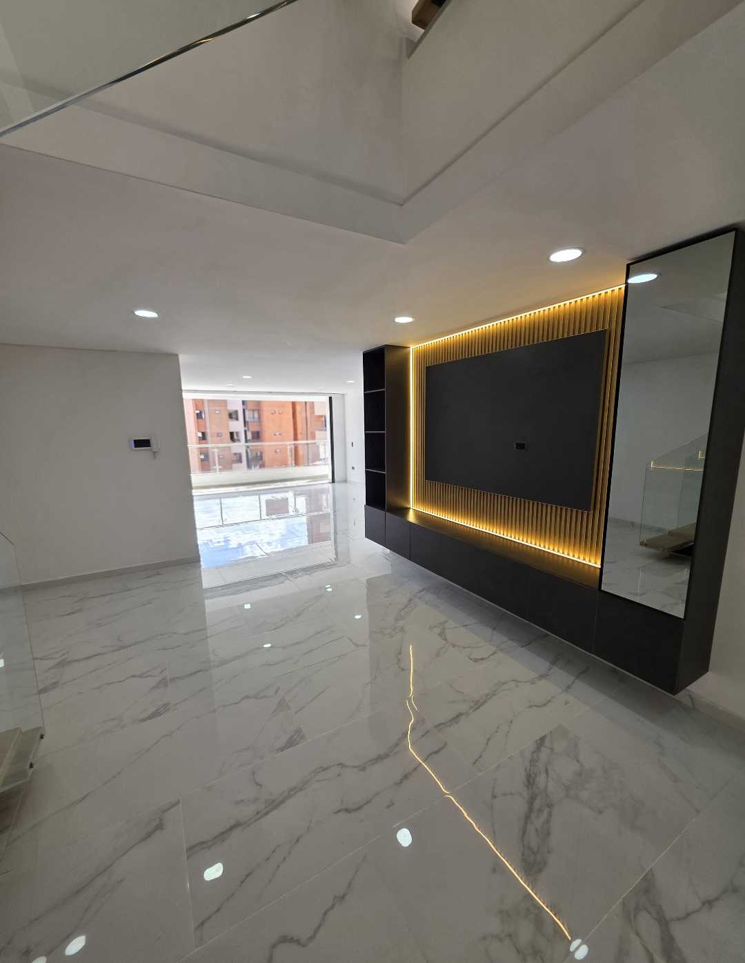 Arriendo apartamento laureles