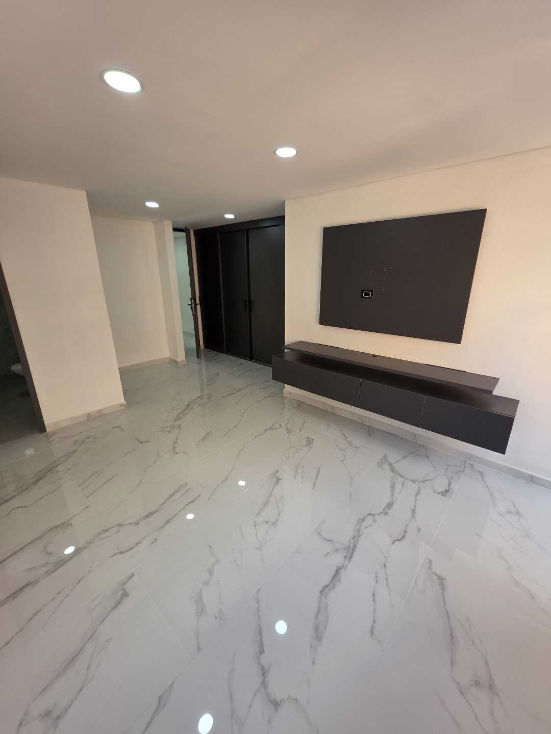 Arriendo apartamento laureles