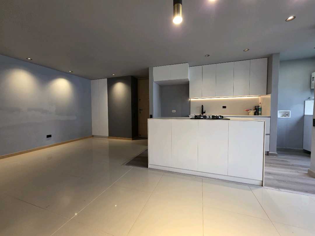 Arriendo apartamento loma del indio