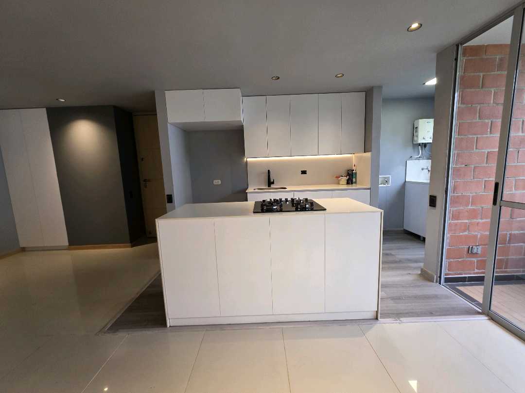 Arriendo apartamento loma del indio