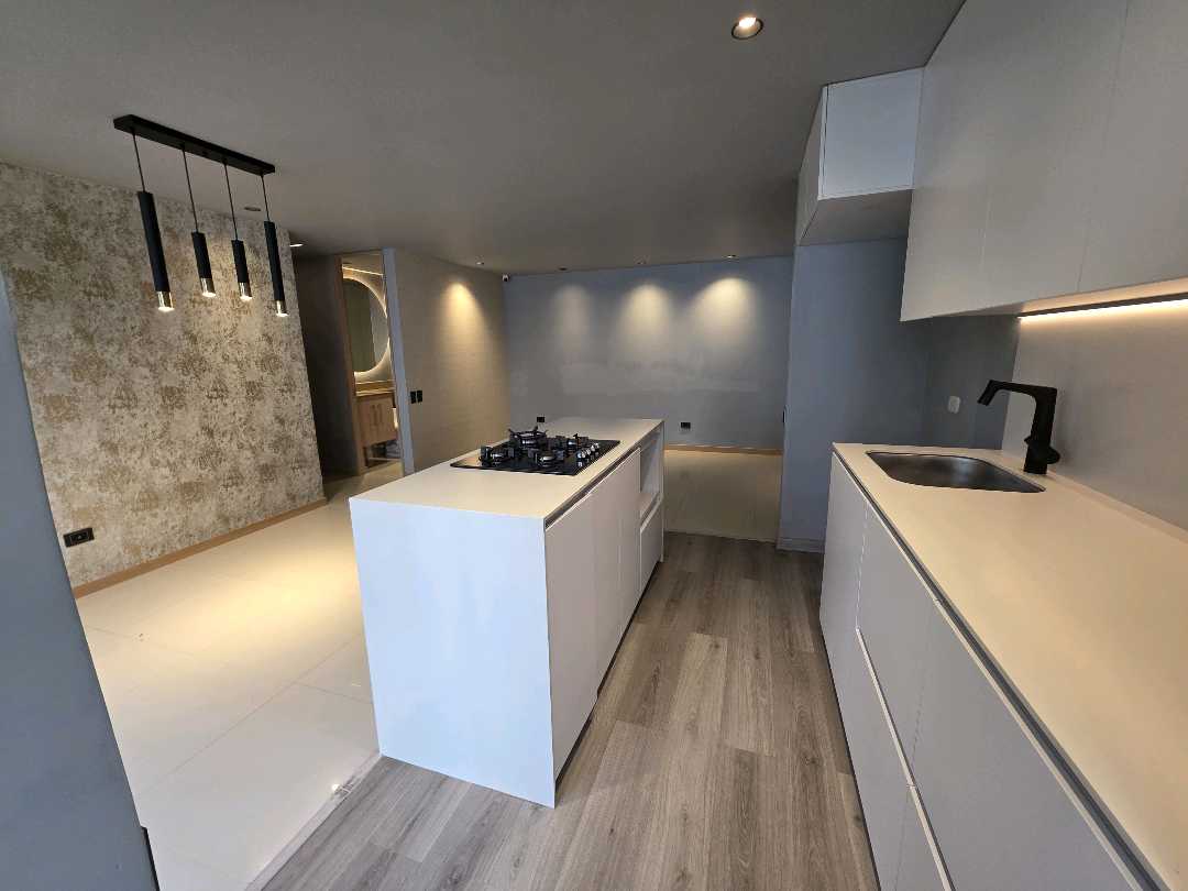 Arriendo apartamento loma del indio