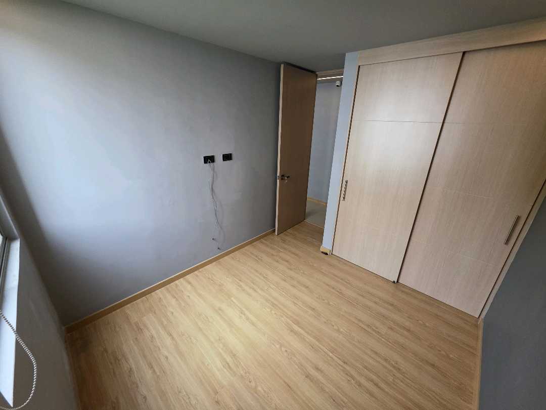 Arriendo apartamento loma del indio