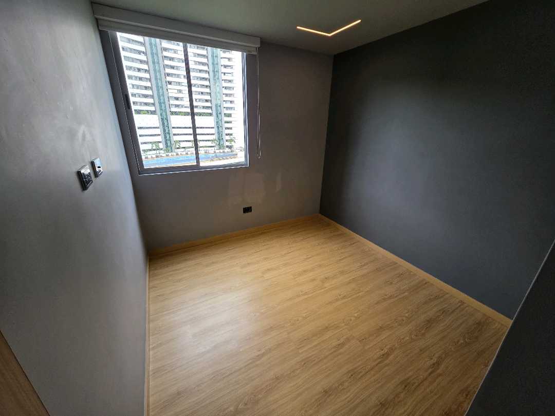 Arriendo apartamento loma del indio