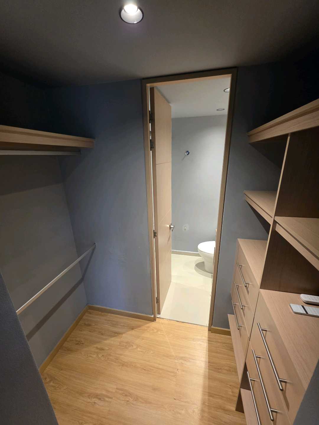 Arriendo apartamento loma del indio