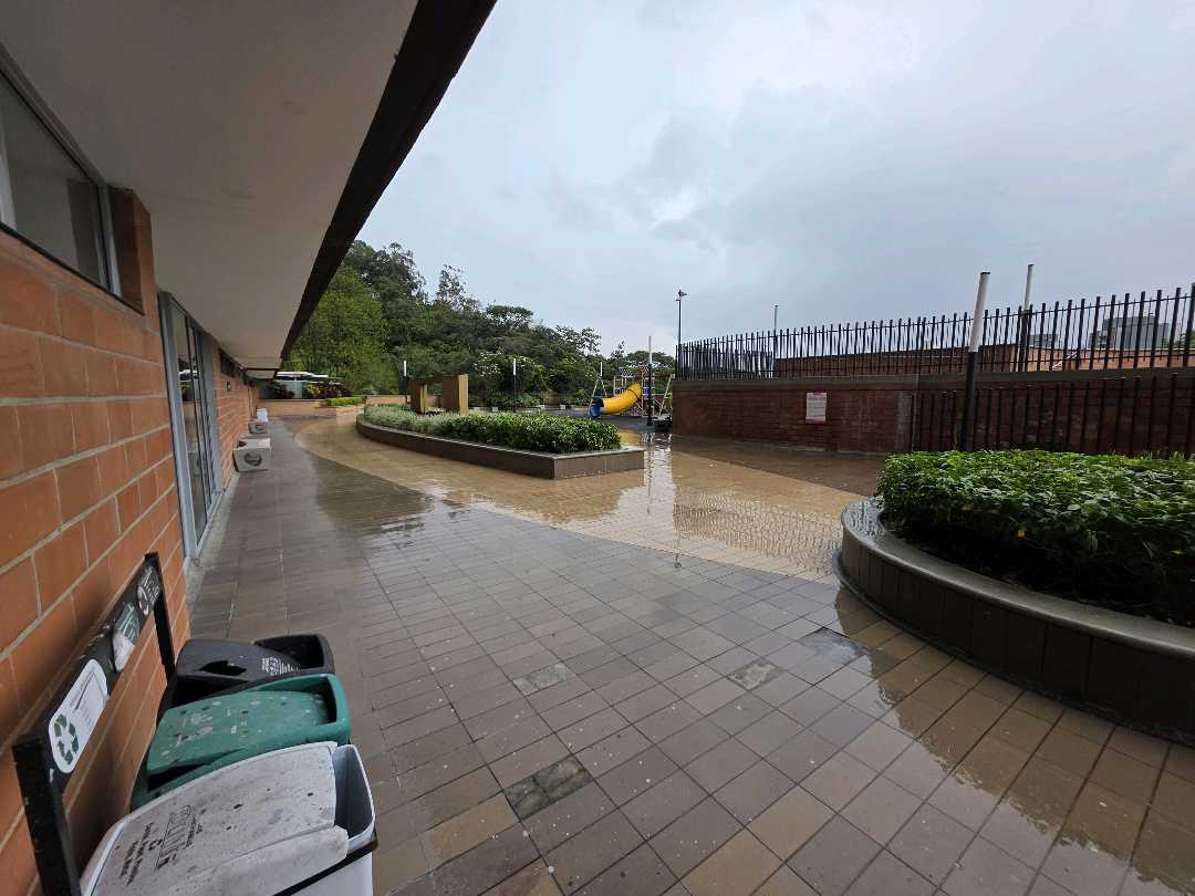 Arriendo apartamento loma del indio