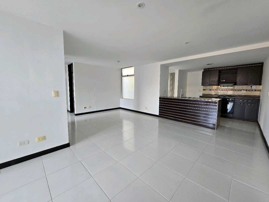 Arriendo apartamento loma del indio