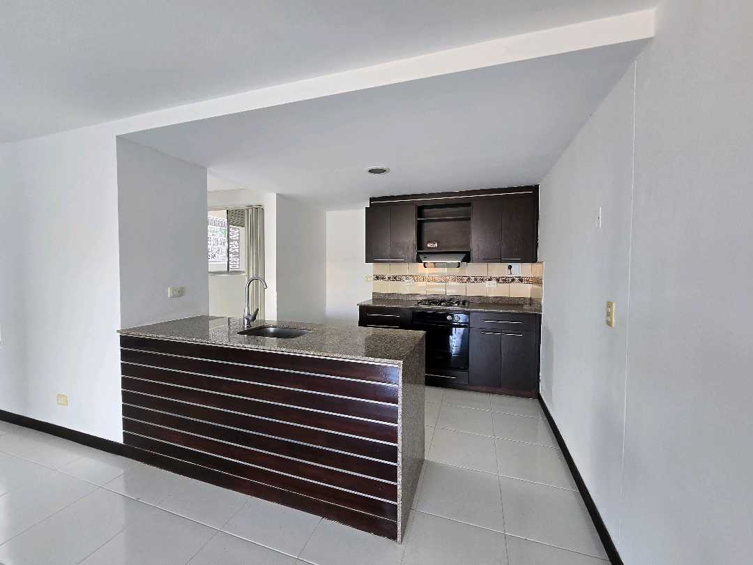 Arriendo apartamento loma del indio