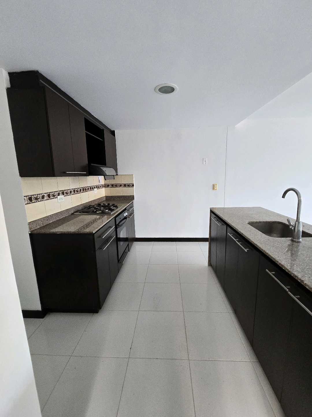 Arriendo apartamento loma del indio