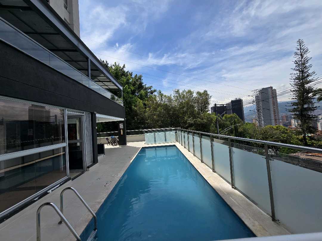 Arriendo apartamento loma del indio