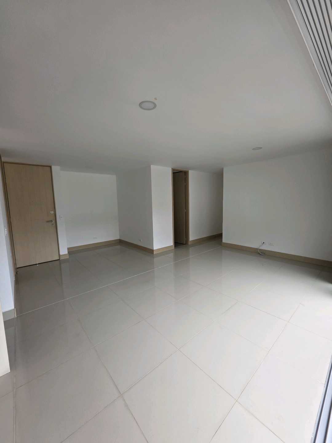 Arriendo apartamento loma del indio