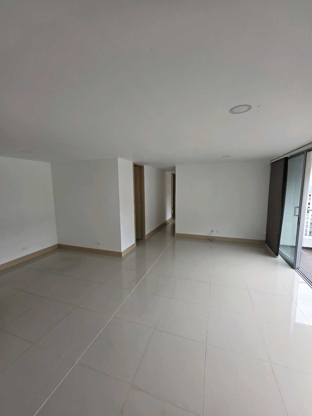 Arriendo apartamento loma del indio