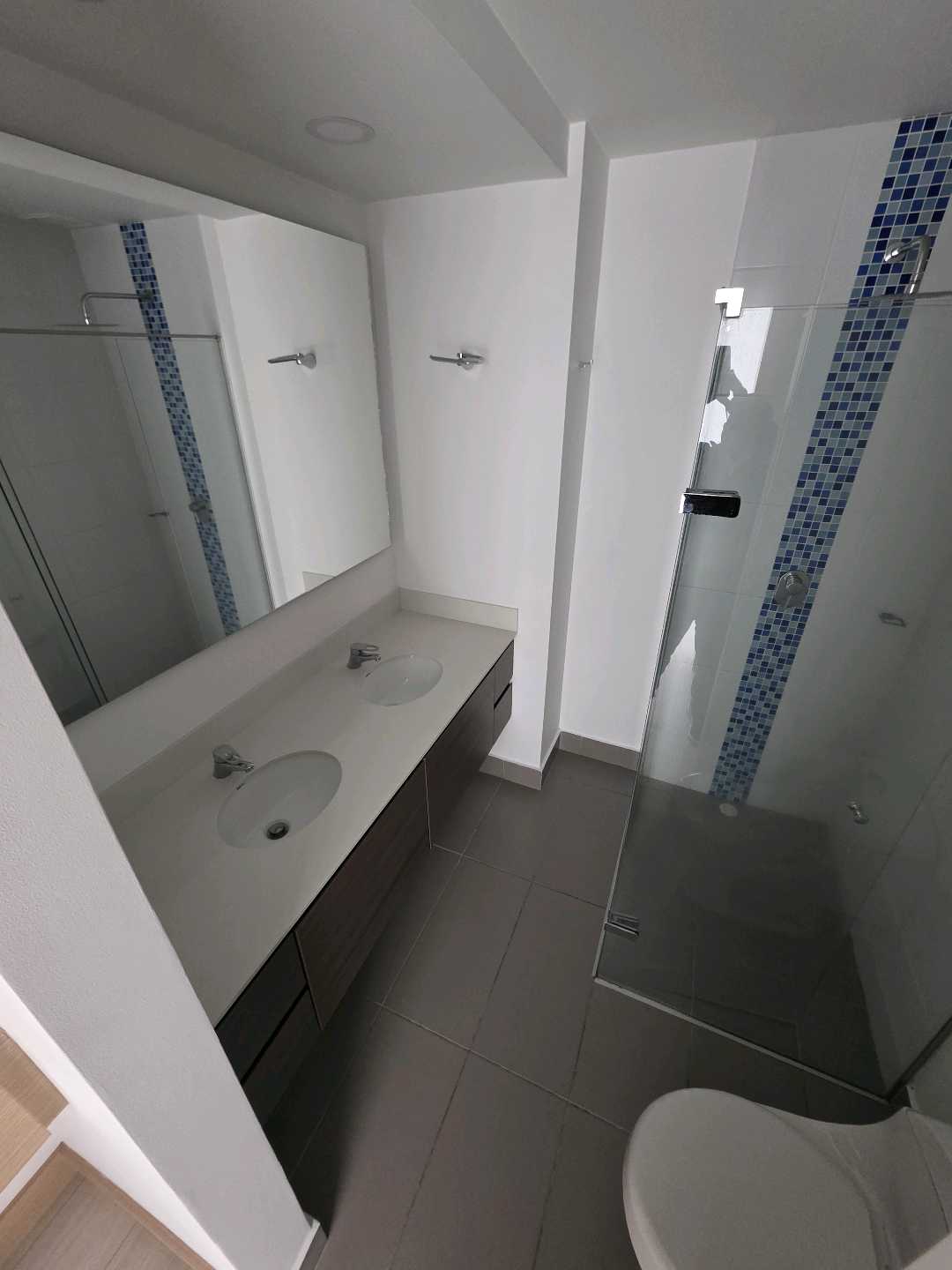 Arriendo apartamento loma del indio