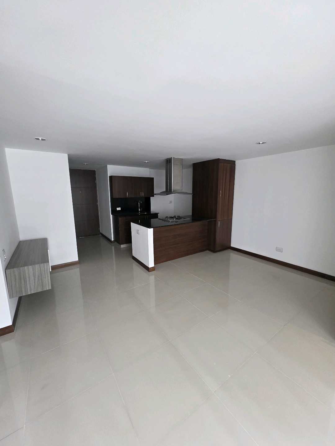 Arriendo apartamento loma del indio