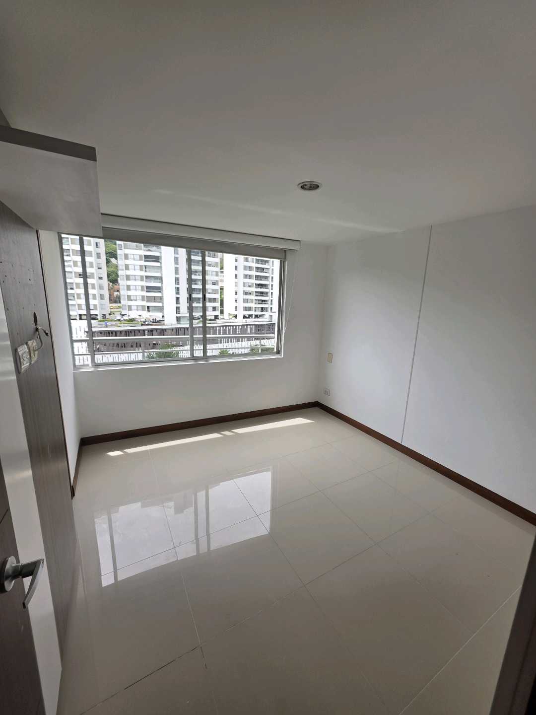 Arriendo apartamento loma del indio