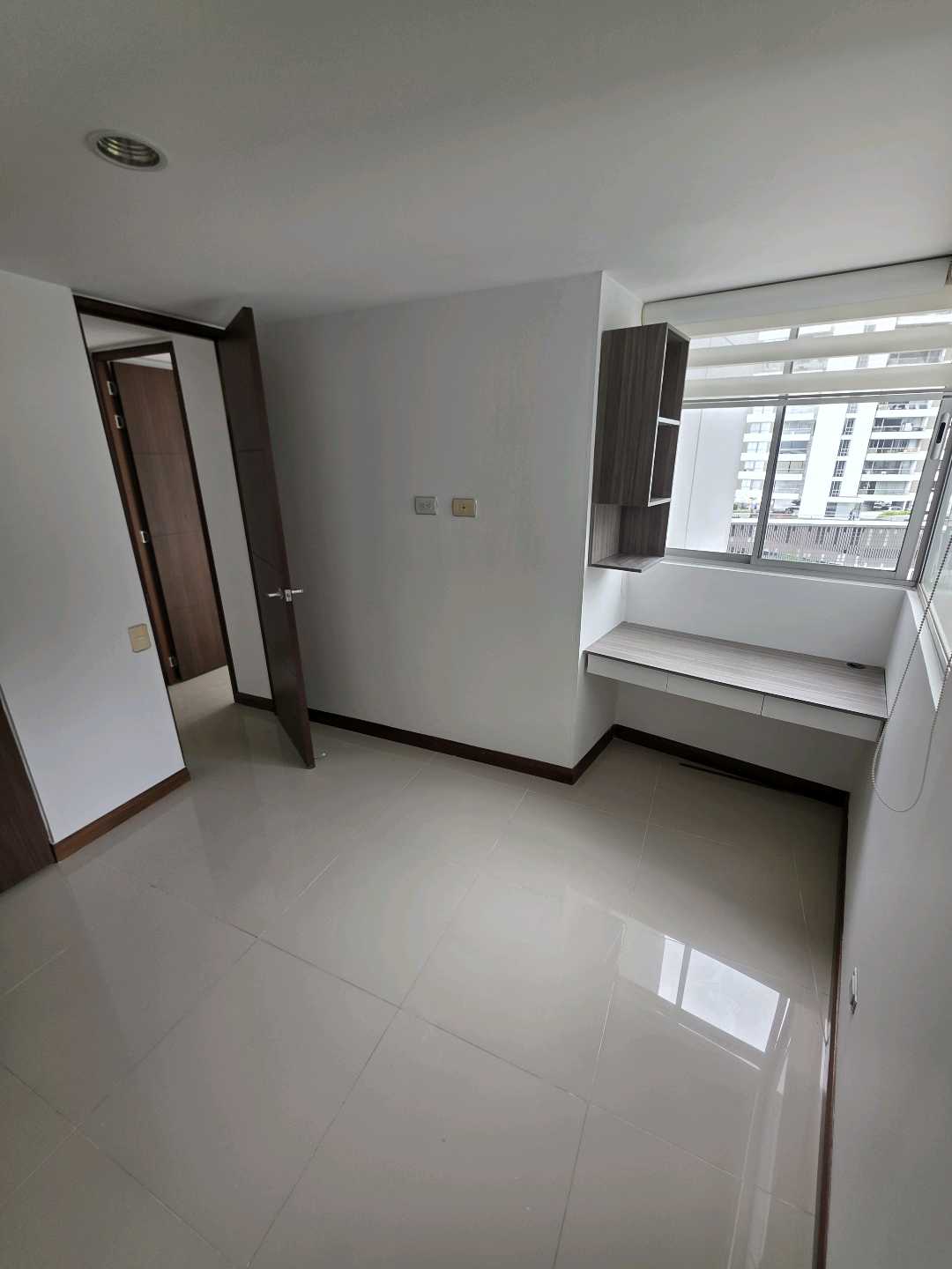 Arriendo apartamento loma del indio