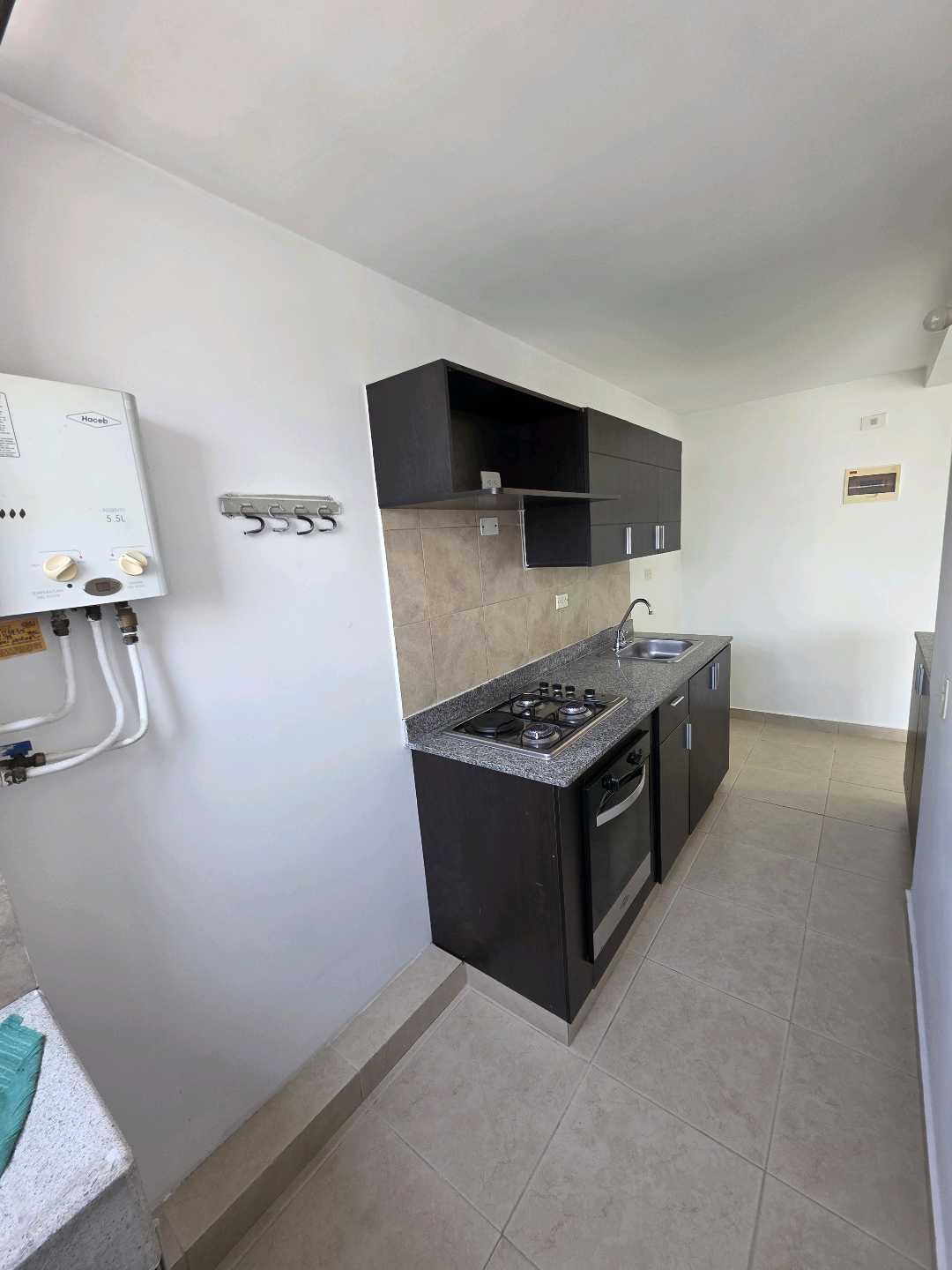 Arriendo apartamento los colores