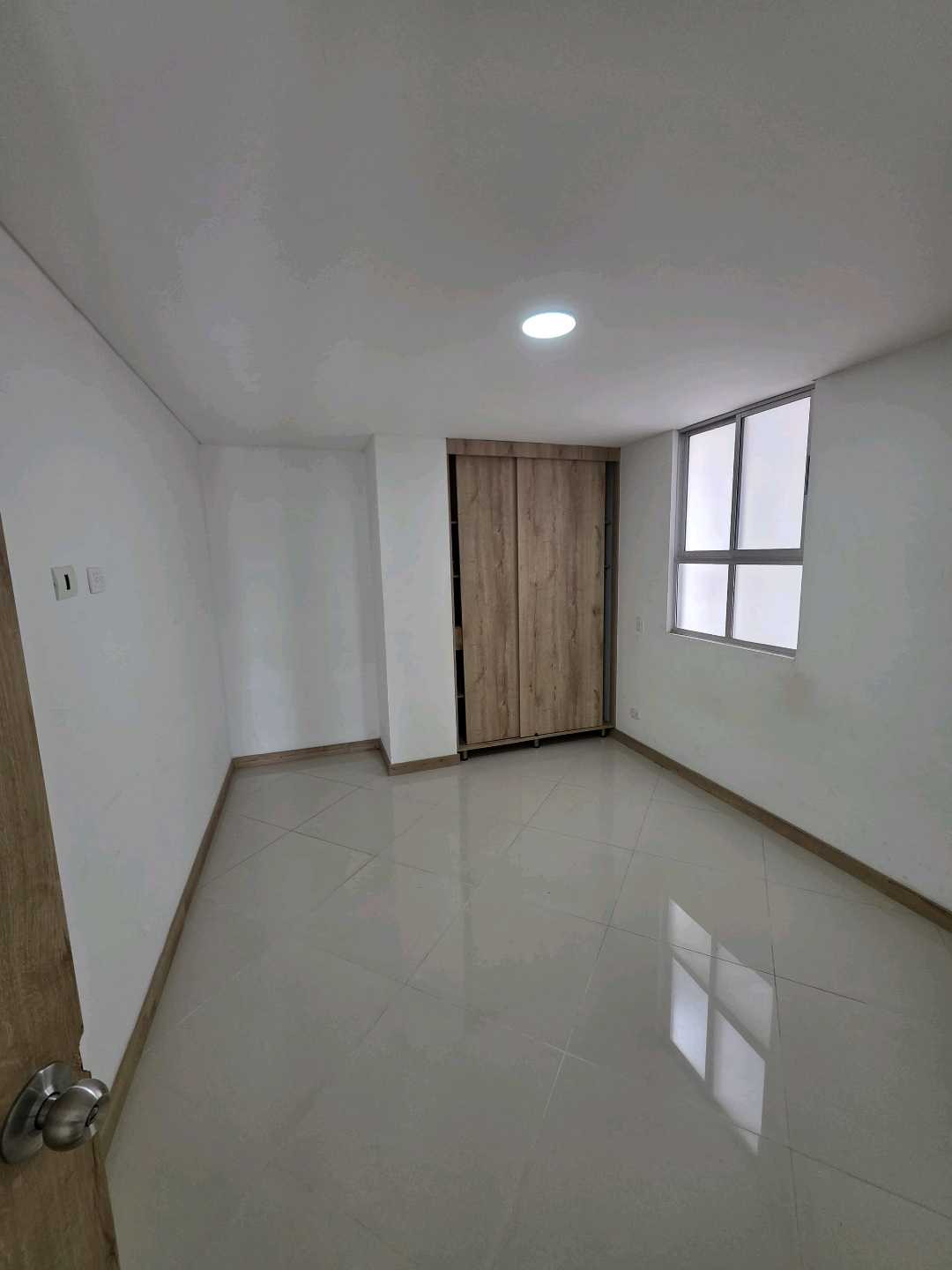 Arriendo apartamento los colores