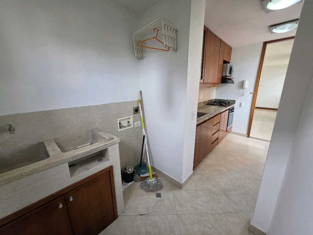 Arriendo apartamento poblado