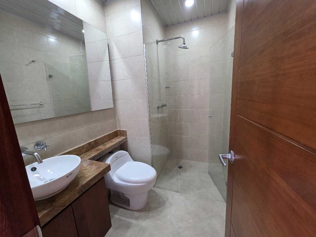 Arriendo apartamento poblado
