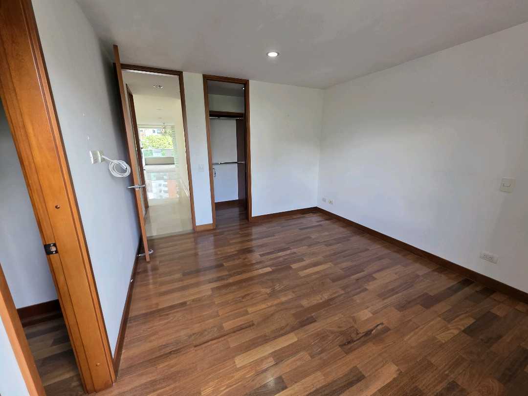 Arriendo apartamento poblado