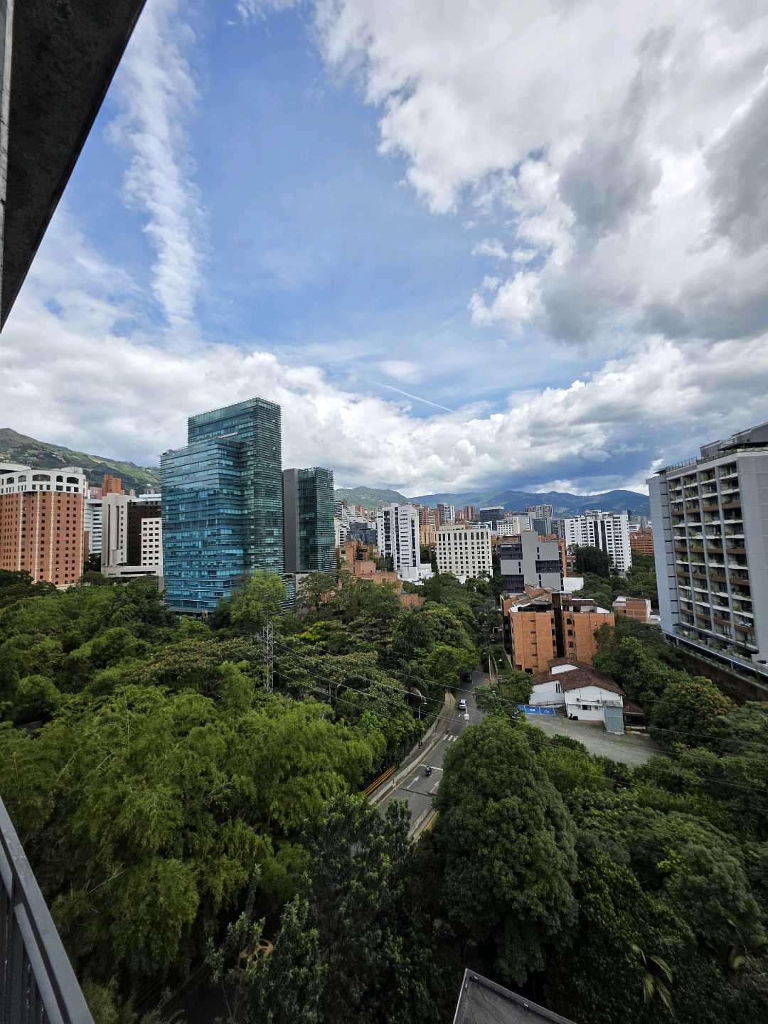 Arriendo apartamento poblado