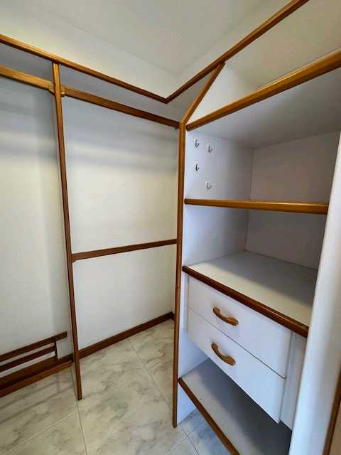 Arriendo apartamento Poblado cerca a la iglesia del Padre Marianito