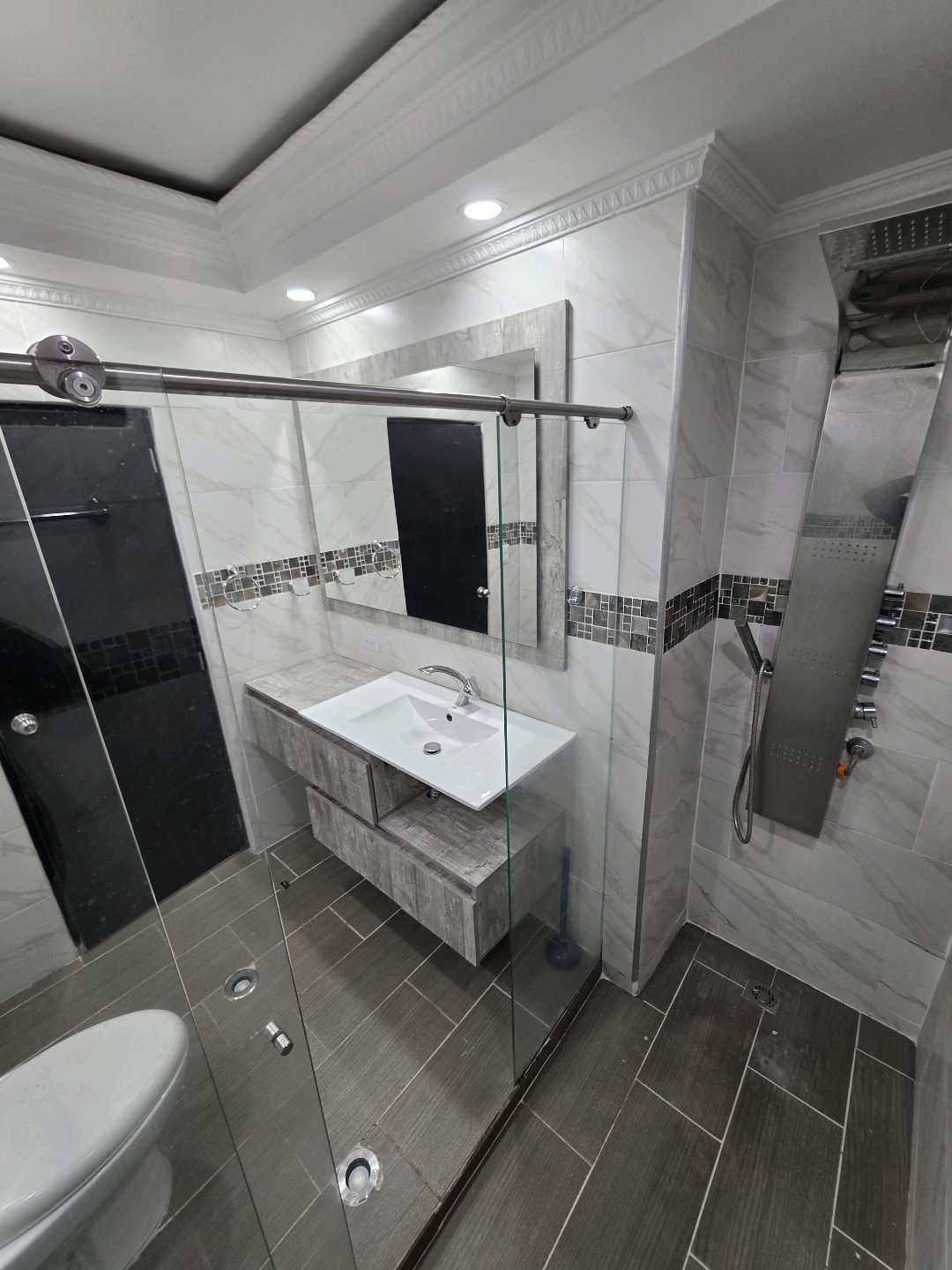 Arriendo apartamento robledo