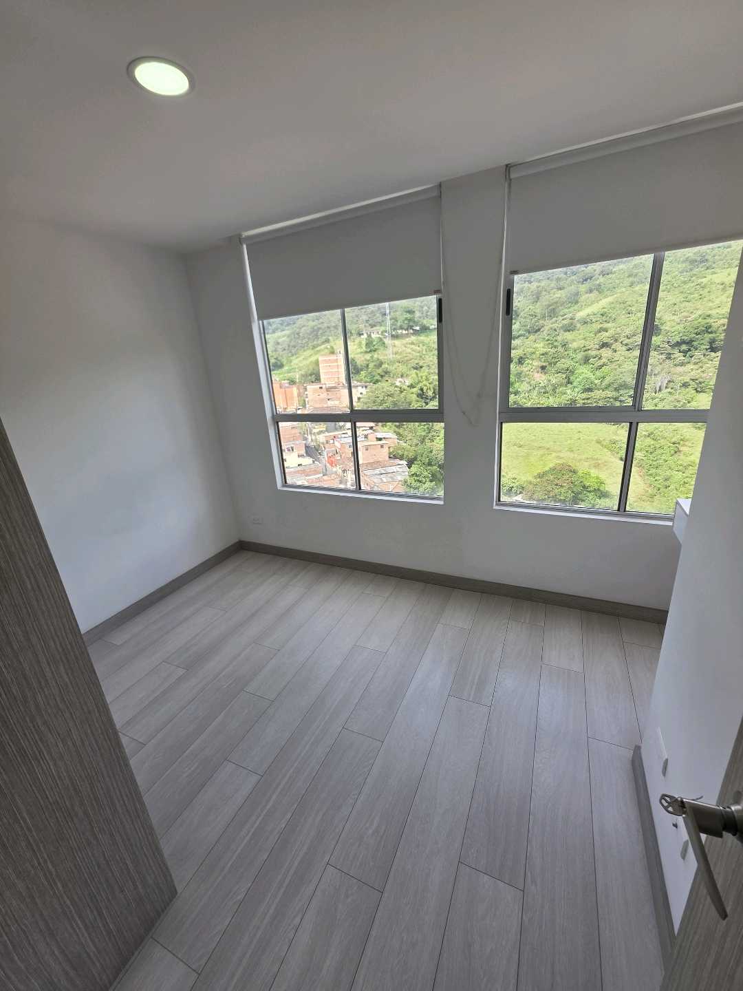 Arriendo apartamento sabaneta