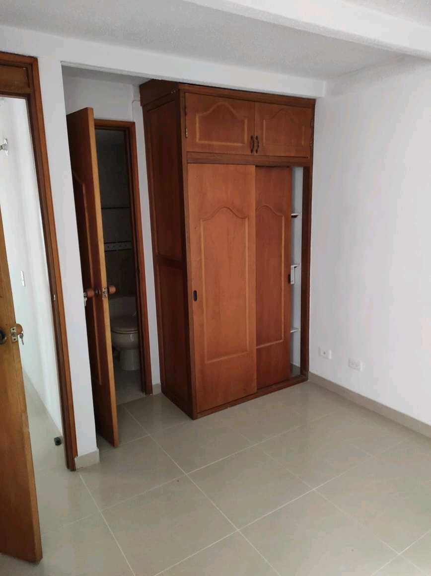 Arriendo apartamento sector colores