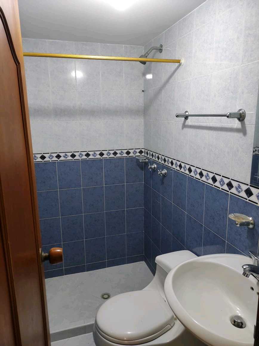 Arriendo apartamento sector colores