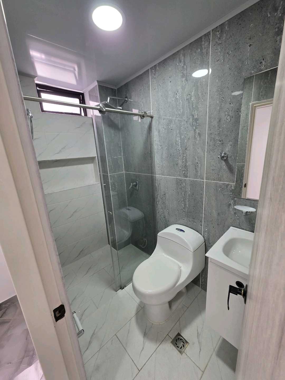 Arriendo apartamento sector simon bolivar