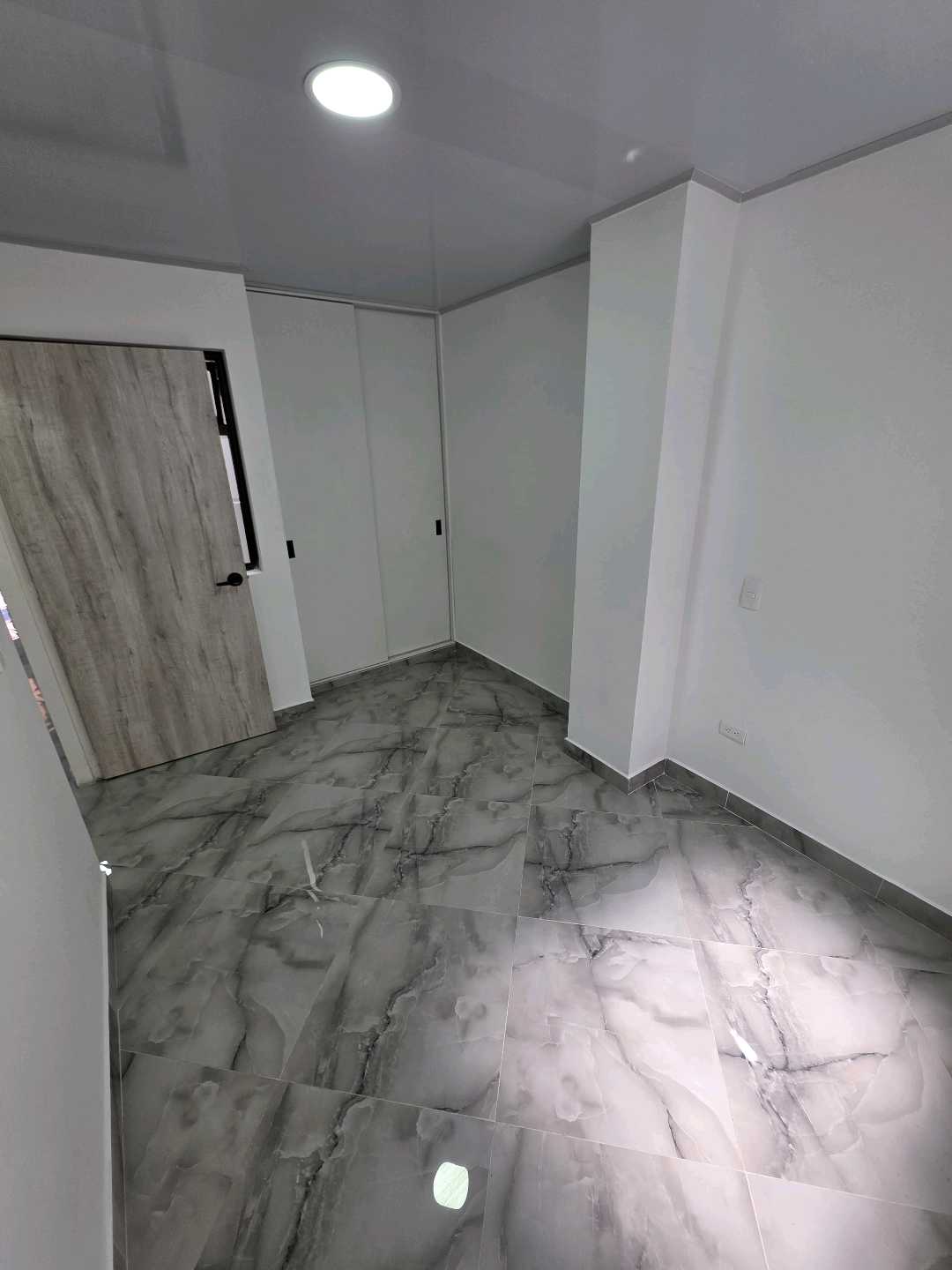 Arriendo apartamento sector simon bolivar