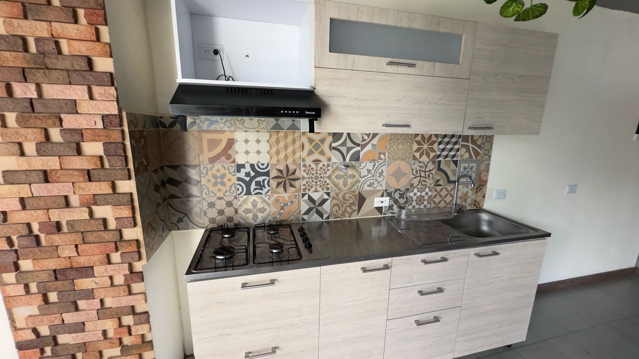 Arriendo apartamento semi-amoblado en el estadio