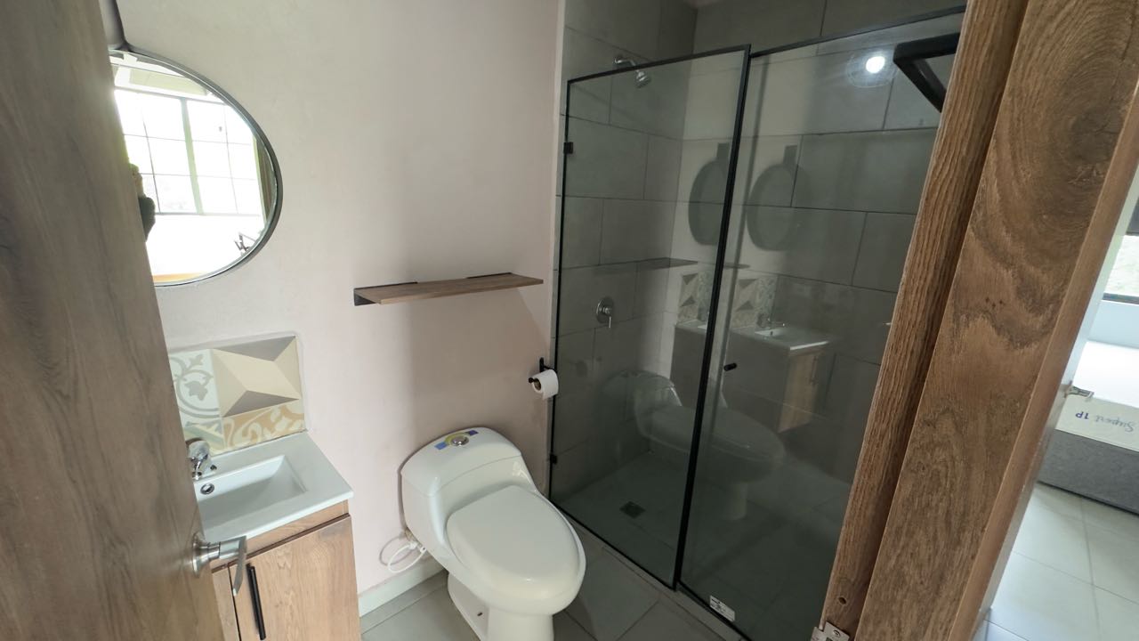 Arriendo apartamento semi-amoblado en el estadio