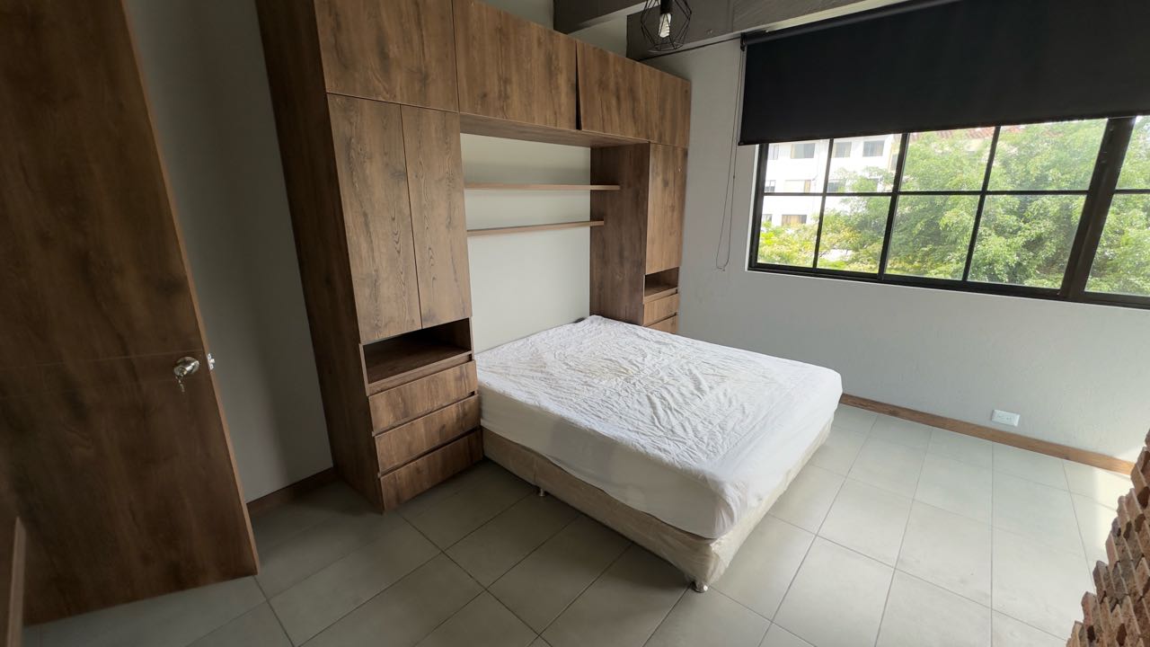 Arriendo apartamento semi-amoblado en el estadio