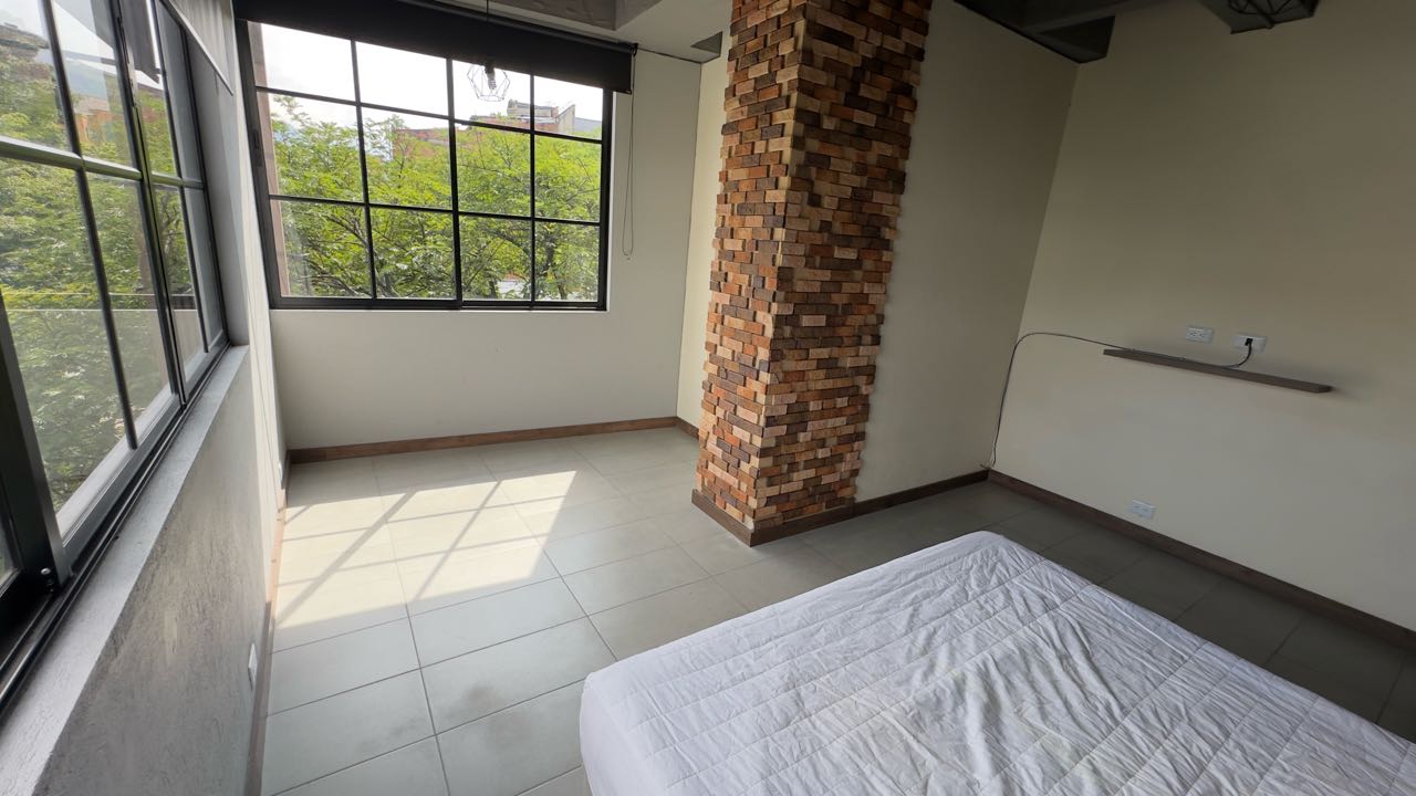 Arriendo apartamento semi-amoblado en el estadio