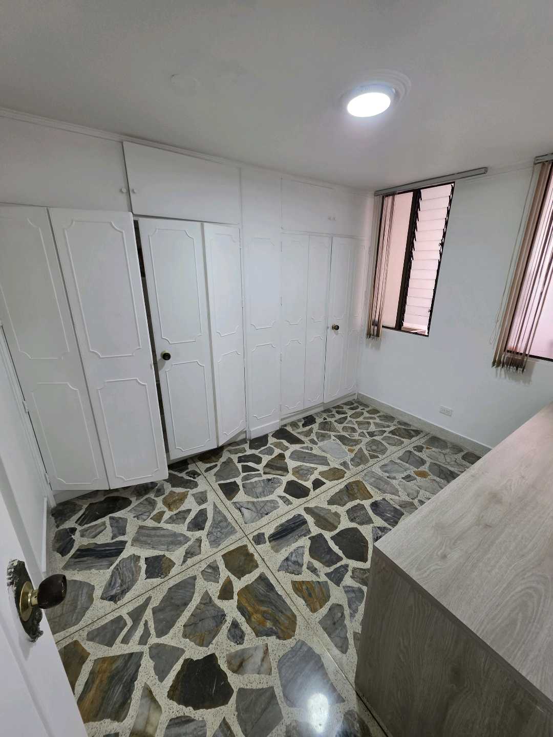 Arriendo apartamento simon bolivar