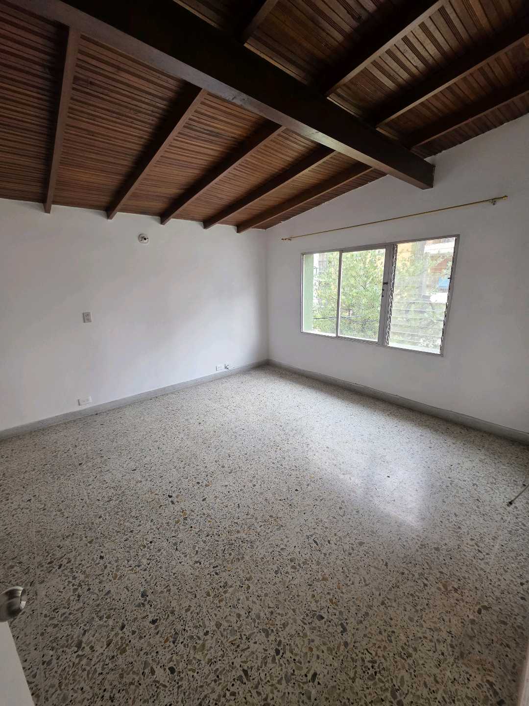 Arriendo apartamento simon bolivar