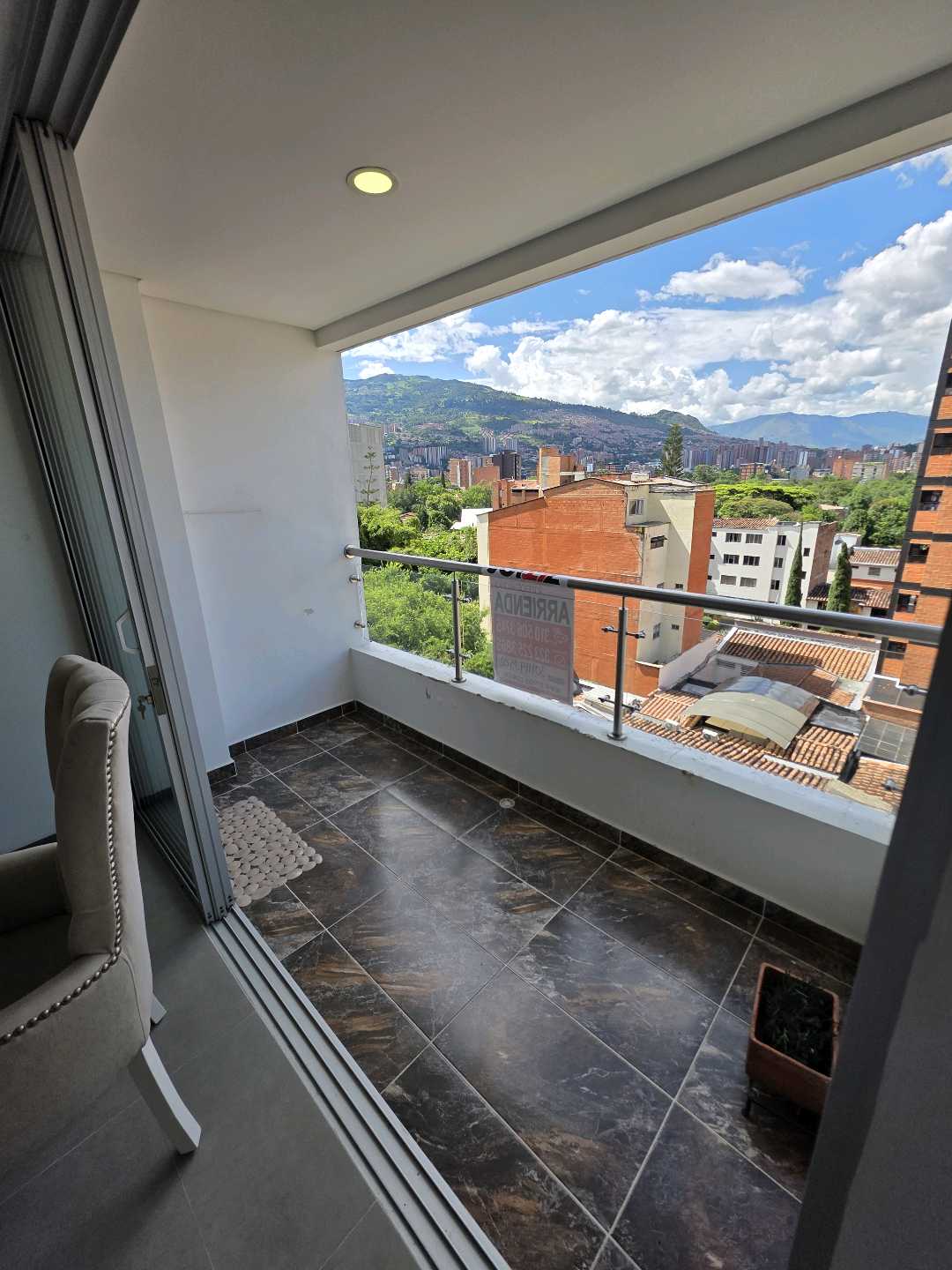 Arriendo apartamento velodromo