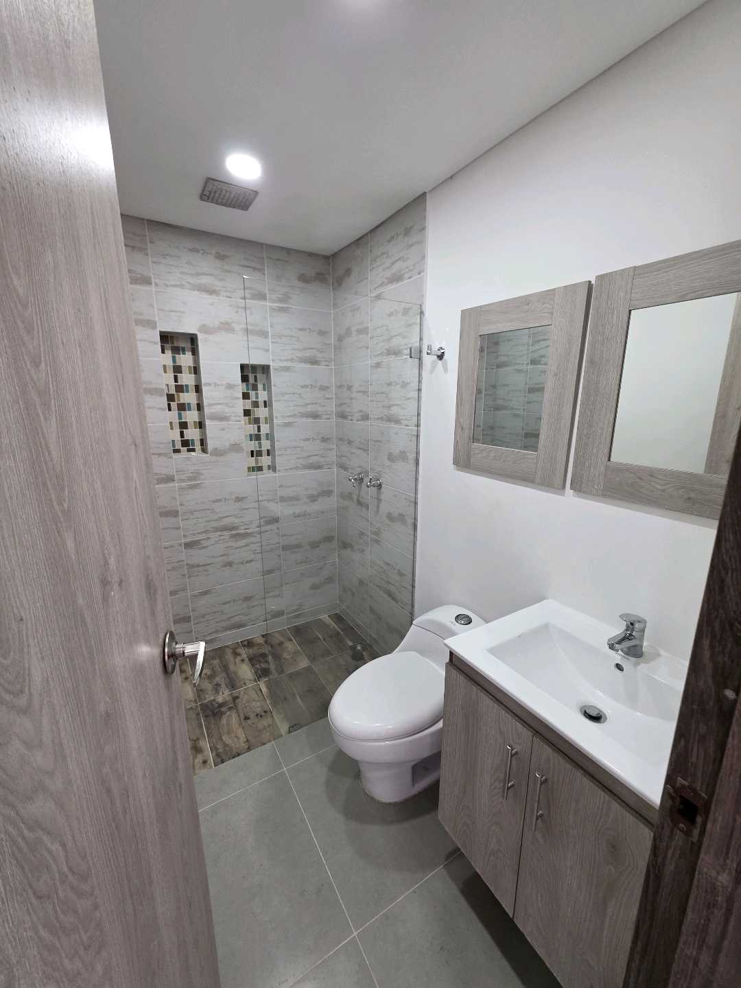 Arriendo apartamento velodromo