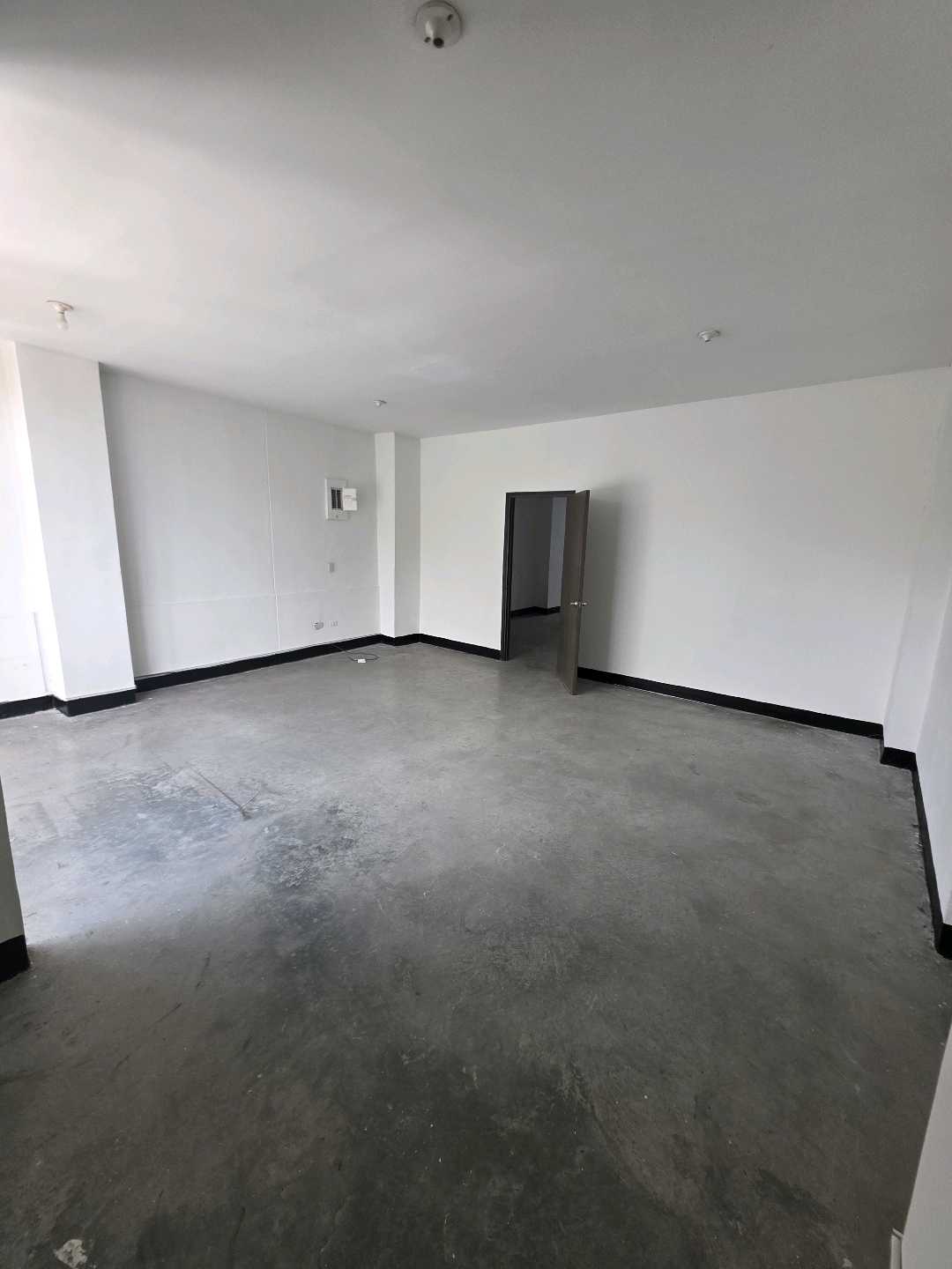 Arriendo bodega en guayabal