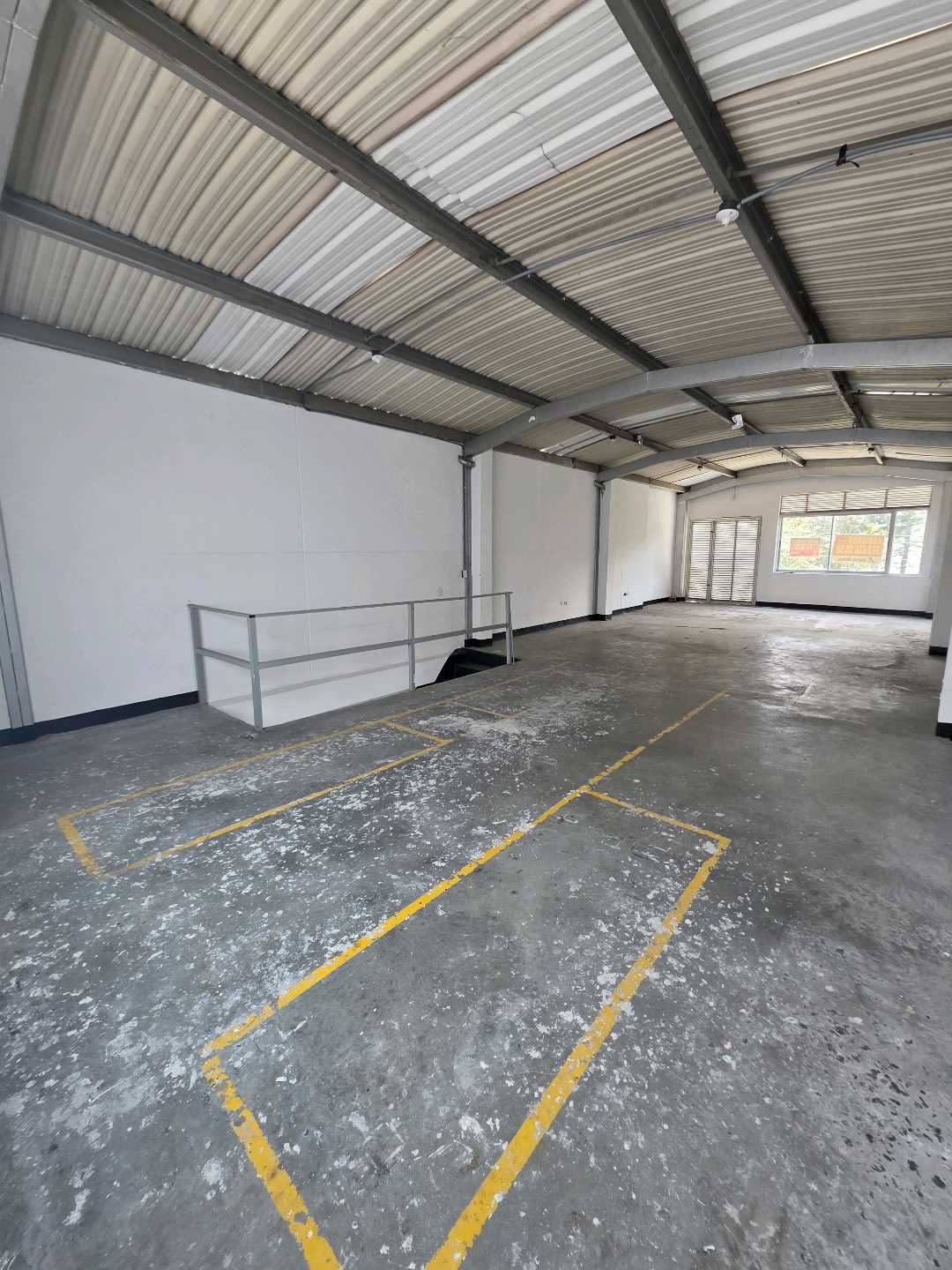 Arriendo bodega en guayabal