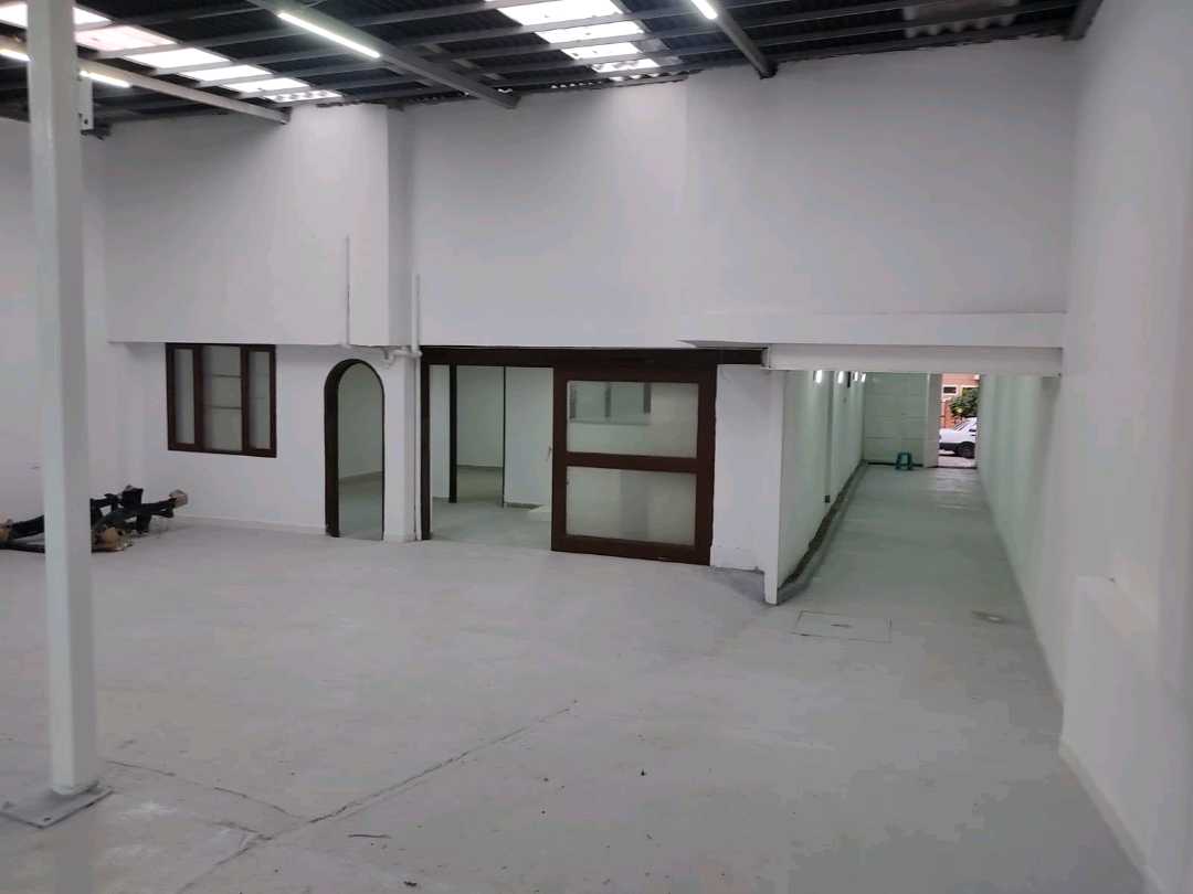 Arriendo bodega floresta